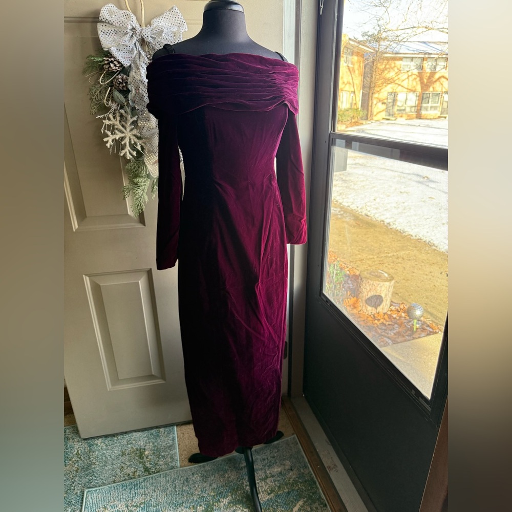 Vintage Rampage purple velvet off the shoulder maxi column dress, size 7/8